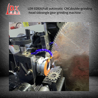 LDX-028A সম্পূর্ণ সিএনসি ডাবল গ্রাইন্ডিং হেড কার্বাইড দেখেছি ব্লেড সাইড গ্রাইন্ডিং মেশিন