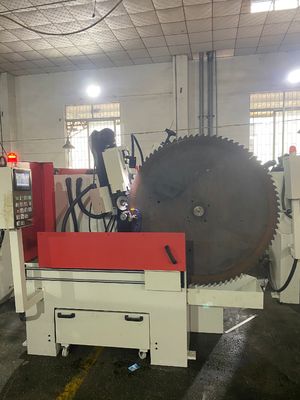 LDX-026A গ্রাইন্ডেবল ব্যাসার্ধ 200-1300MM সার্ভো ফিড সম্পূর্ণ সিএনসি সার্কুলার সিও ব্লেড গিয়ার গ্রাইন্ডিং মেশিন